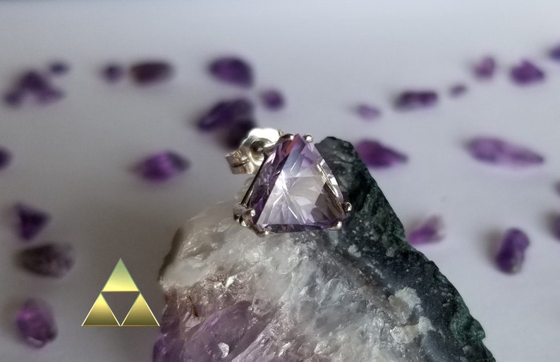 The Legend of Zelda Triforce Amethyst Gemstone Single Stud Earring Gem ID Tri003 Push Back