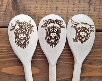 Highland Kuh Holz-Rührlöffel Süßer Highland Coo Stier Laser gravierter Holzlöffel Vatertagsgeschenk Highland Kuh Liebhaber Einweihungsparty Geschenk