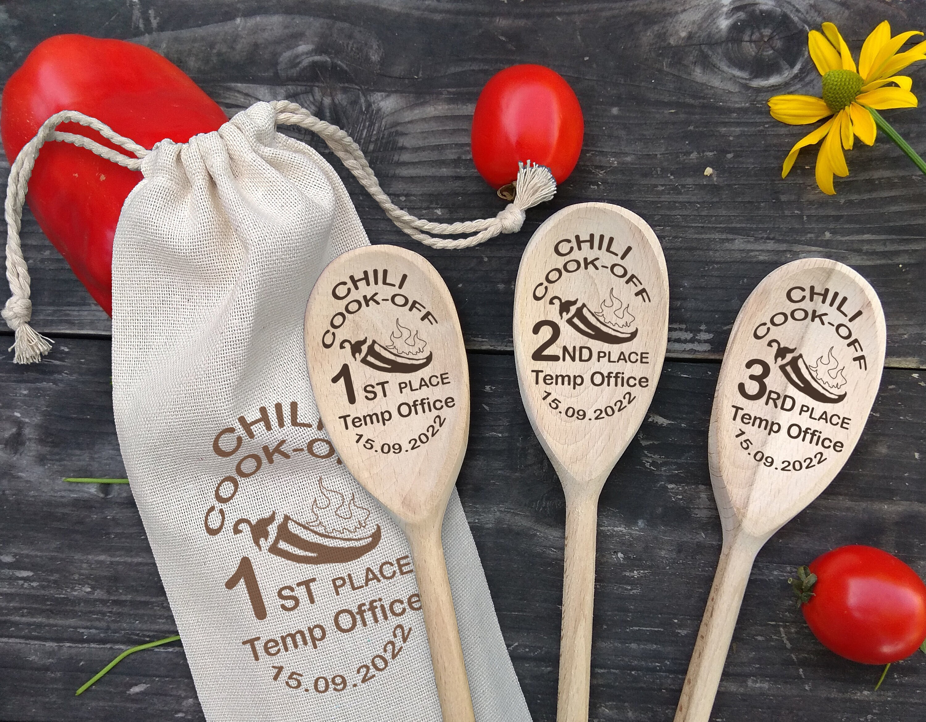 Prix Au Four 3 Cuillères En Bois Pour La 1ère, La 2e Et La 3e Place