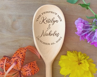 Der perfekte Mix Personalisierter Name Hochzeitsgeschenk Laser Gravur Holzlöffel Brautdusche Geschenk Hochzeit Brautlöffel Favor