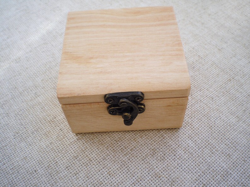 Wooden Ring Box Unfinished Wedding Jewelry Natural Diy Small Blank Wood Personalized Laser Engravable For Decoupage