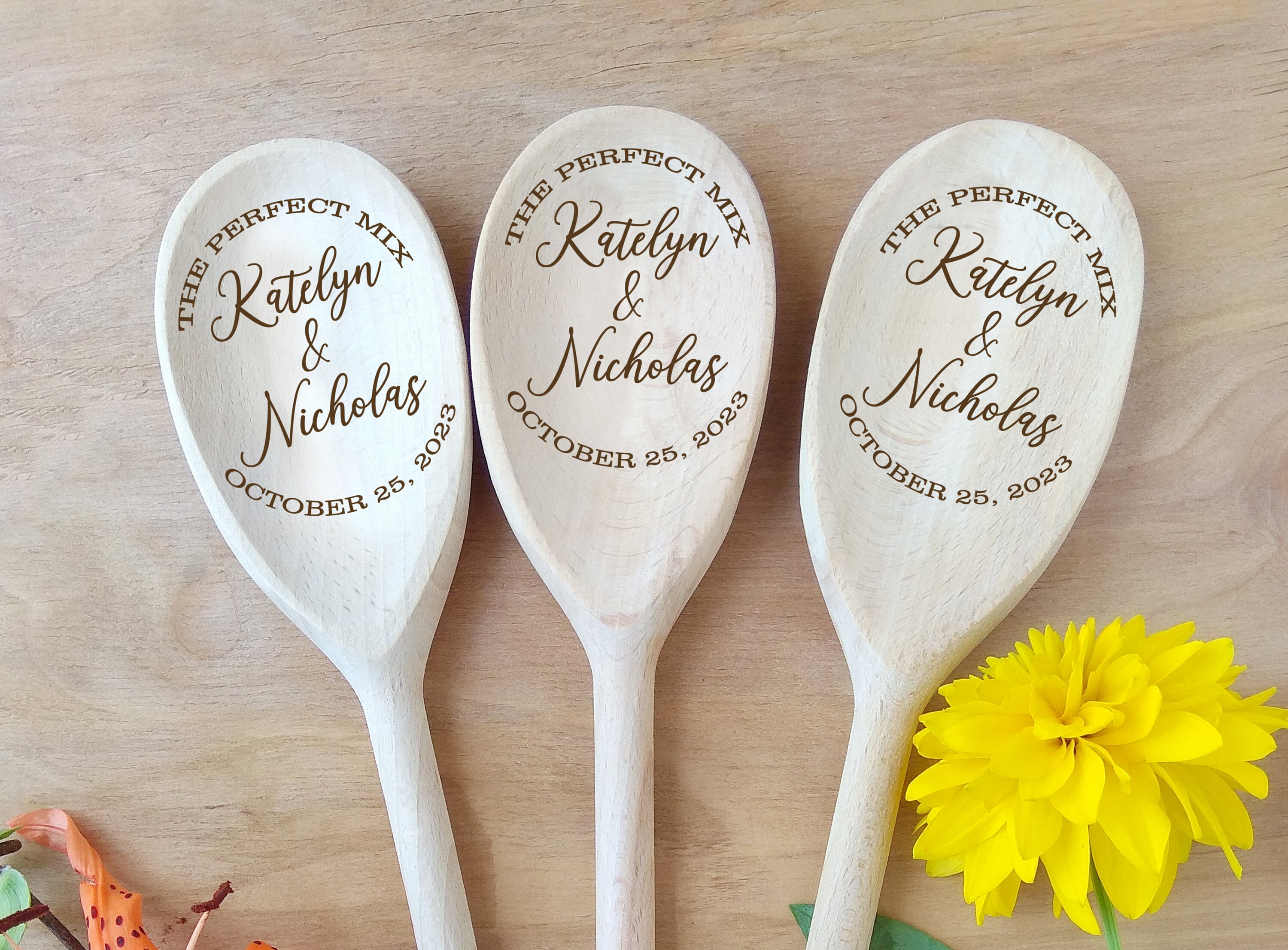 1 pezzo Cucchiaio e paletta in legno personalizzati, utensili da cucina personalizzati, cucchiai intagliati, regali di nozze unici, stoviglie da matrimonio, regali di compleanno | SHEIN ALIA