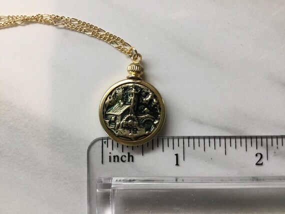 Castle Victorian picture button - image 5