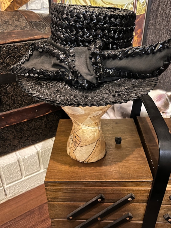 Black Raffia Woven Hat - 1960’s - Wide Brim with … - image 2
