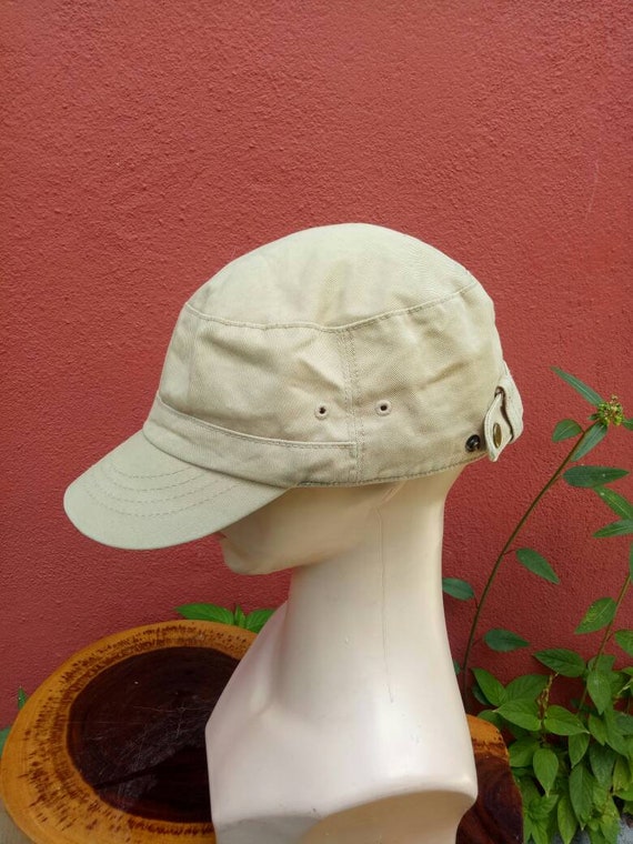 Rare vintage Lacoste chapeau Bonnet, gros logo chapeau, les styles de l\u2019été, les cadeaux de Noël, swag vestes Lacoste, Lacoste live, Lacoste sport,