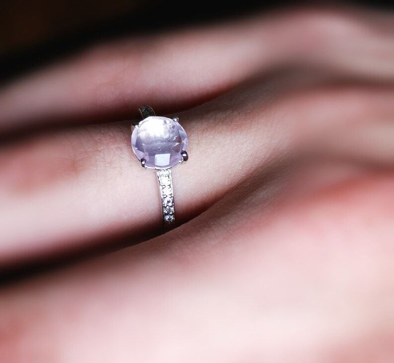 Rhodi\u00e9 silver ring and pink quartz