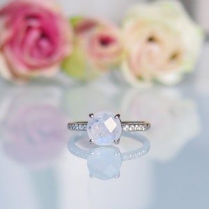 Rhodium-plated 925 silver solitaire ring, moonstone and diamonds