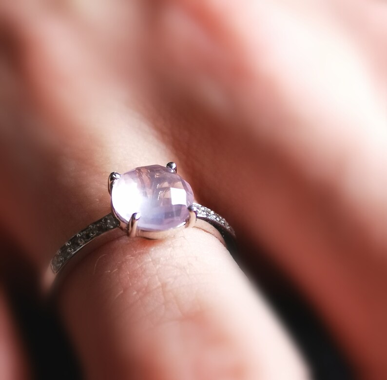 Rhodi\u00e9 silver ring and pink quartz