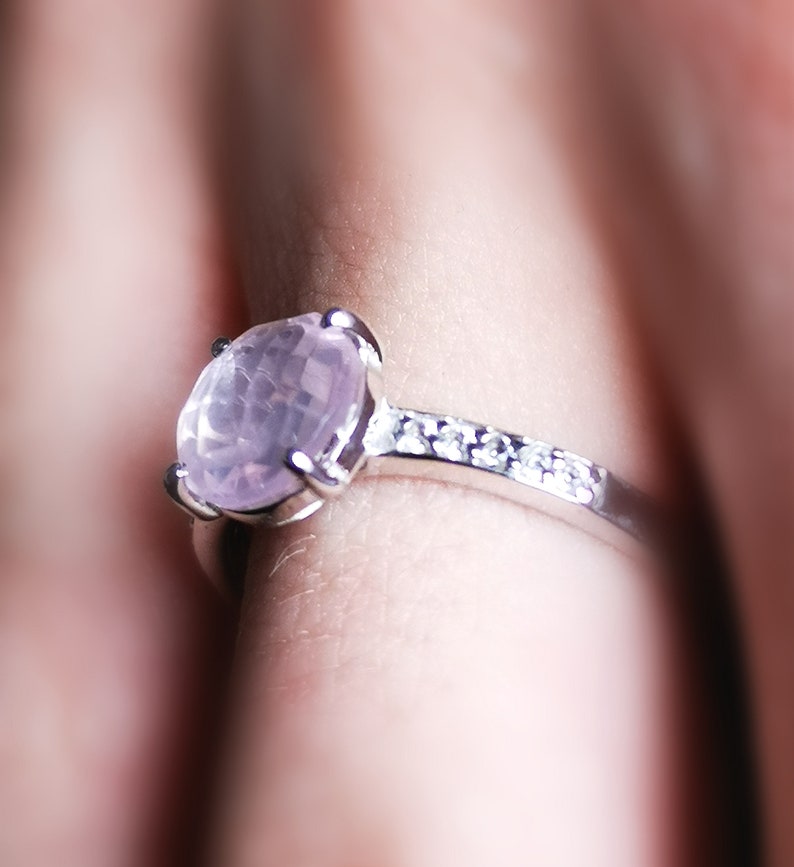 Rhodi\u00e9 silver ring and pink quartz