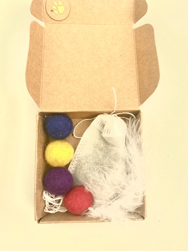 Felt ball catnip gift for kittens, kitty felt ball toy, kitten toy, catnip toys, cat play balls, kitten play, catnip kitty gift, kitty play image 4