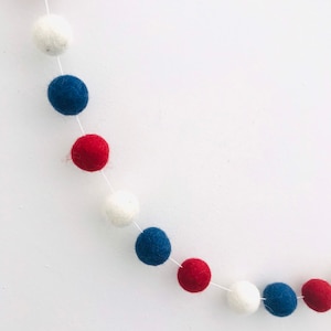 Red, White and Blue felt ball garland, festive bunting decoration, garden bunting, pompom garland, party bunting image 1