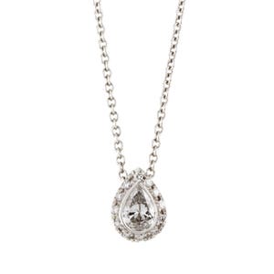 14k white gold diamond pavé pear shaped pendant