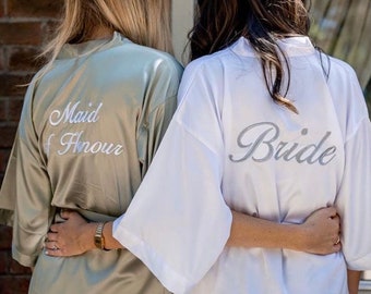 Bridal Robes- Sage green embroidered bridal robes /Bridesmaid Robes/Bridal Robe/Bride Robe/Bridal Party Robes/Bridesmaid Gifts/Satin Robe/