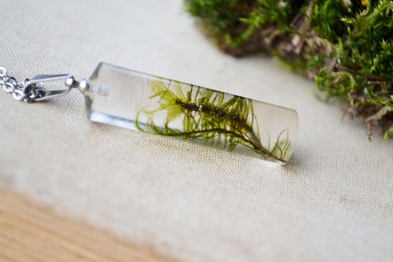 Resin jewelry Terrarium jewelry Floral resin necklace Moss Resin terrarium necklace Nature necklace Forest resin jewelry Nature jewelry