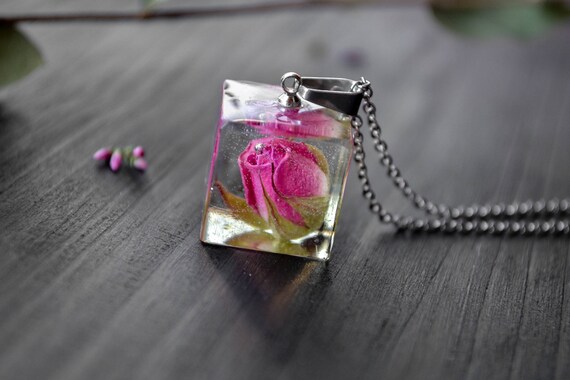 Resin jewelry Terrarium jewelry Floral resin necklace Moss Resin terrarium necklace Nature necklace Forest resin jewelry Nature jewelry