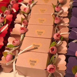 8x Pack Goody Bags; Pre Made & Filled with Toys, Filled Goody Bag / Loot Bag; snoepvormige cadeautassen