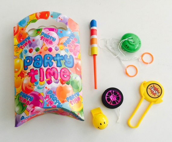 12x Pack Goody Bags Pre Made Filled With Toys, Boy Girl Goodie