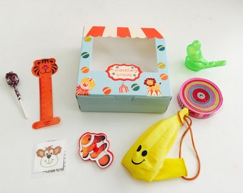 Circus Birthday Goody Bag 8-Pack, Toys Included