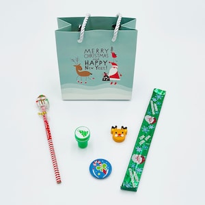 8x Pak Kerst Goody Bags; Voor gevuld met speelgoed, jongens en meisjes; Gevulde Goody Bag; Loot Bag; Kerst Slap armband; X&#39;mas cadeau