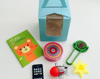 Pre-Made Goody Bag 12x Pack, Light Up Toys, Notebook, Eraser