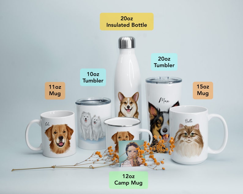 K&ouml;nnte beinhalten: Ein Set personalisierter Becher, Tumbler und einer Wasserflasche mit verschiedenen Hunde- und Katzenillustrationen. Die Becher sind 11 oz, 12 oz und 15 oz. Die Tumbler sind 10 oz und 20 oz. Die Wasserflasche ist 20 oz.