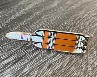 Épingle en émail épais Delta IV ULA