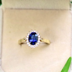 Ceylon Sapphire Engagement Rings,Princess Diana Blue Sapphire Ring Handcraft With 18K Yellow Gold,Kate Middleton Ring ,Engagement Rings Blue image 1