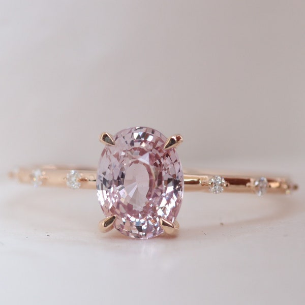 Bague de fiançailles ovale pêche saphir, bague diamant saphir champagne pêche clair or rose 14 carats, bague de fiançailles unique et simple pour elle