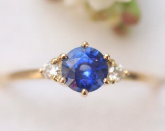Three stone Ring, Women's Diamond Ring , Blue Sapphire Diamond Ring, Round shape engagement ring, Gift for wife or friend, Yellow gold ring