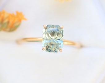 Sold Unique Ring for her, Lemon Green Sapphire Ring, Yellow Gold sapphire Ring for women, Everyday Ring , Gemstone ring