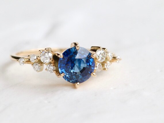 Blue Sapphire Engagement Ring sapphire Cluster Ring Uinique - Etsy