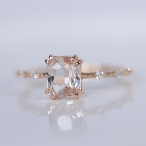 2 Carat Peach Sapphire Engagement Ring, Light Peach Champagne Sapphire Diamond ring 14k Rose gold, Unique and Simple Engagement Ring