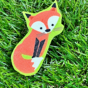 Tooty the Fox Pin, Handmade Fabric Brooch