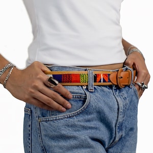 Retro Honey-Colored Belt with Colorful Weaving - 1-Inch Wide, Perfect for 70s, 80s, 90s