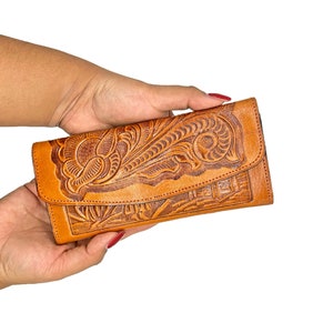 mexican leather wallet, slim leather, cute wallets,  travel wallets,  compact wallet, hand tooled leather wallet, cowhide leather