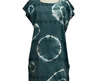 Dark Green Shibori Huipil – Hand-Dyed Tie-Dye Blouse – Backstrap Loom – Cotton Artisan Top with Pockets – Oaxaca One-of-a-Kind
