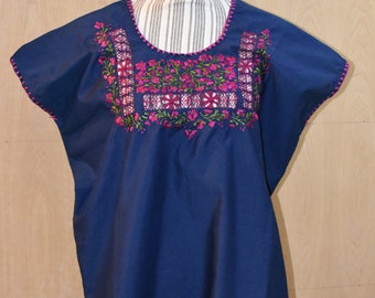 oaxaca blouse, embroidered, san antonino embroidery, mexican blouse, pensamientos, blouse, blusa sin mangas mexicana, mexican top