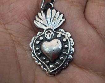 Milagro mexicano de plata, colgante, miracle, mexican heart, sacred heart pendant, heart pendant, silver, miracle pendant, mexican silver