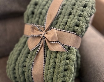 Chunky hand knit blanket