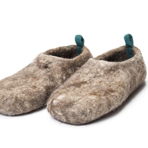 Unisex Wool Clogs, Natural Felt Mules, Boiled Grey Slippers