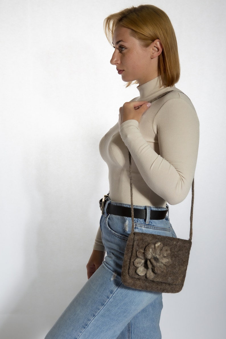 Natural felt womens handbag / felt cross body bag for phone and purse image 2