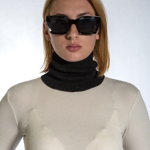 Knitted warm wool choker / neckwarmer / mock neck / mockneck/ turtleneck made from merino wool