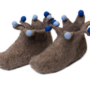 Felted wool slippers for women and men unisex / felt wool boots with pompoms / wool slippers / boiled wool slipper boots handmade image 4