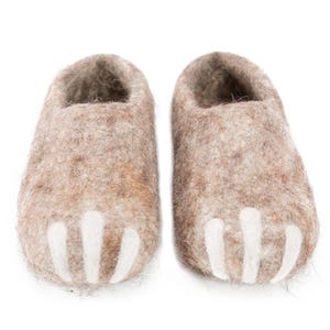 Mens wool slippers claw design, natural non dyed wool shoes