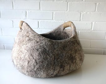 Gray Round Felt Basket, Handmade Wool Organizer, Small Laundry Hamper, Bedside Storage Bin