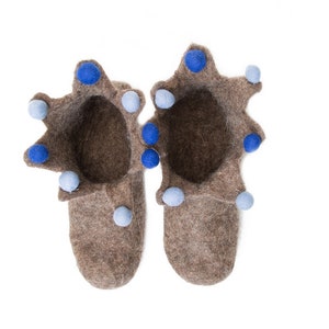 Felted wool slippers for women and men unisex / felt wool boots with pompoms / wool slippers / boiled wool slipper boots handmade image 5