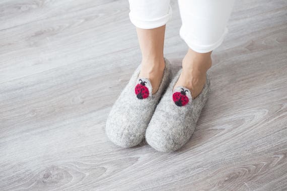 Donna pantofole in lana organica infeltrita a fiore Scarpe Calzature donna Pantofole e ciabatte 