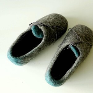 Gray felted wool slippers with laces, unisex, dip-dye blue interior; handmade eco-friendly clogs-style house shoes.