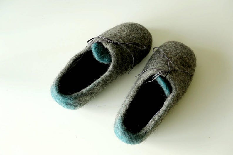 Gray felted wool slippers with laces, unisex, dip-dye blue interior; handmade eco-friendly clogs-style house shoes.