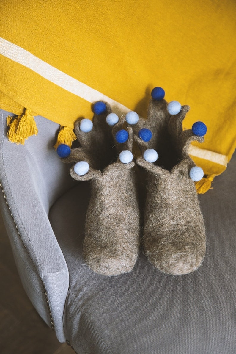 Felted wool slippers for women and men unisex / felt wool boots with pompoms / wool slippers / boiled wool slipper boots handmade image 1